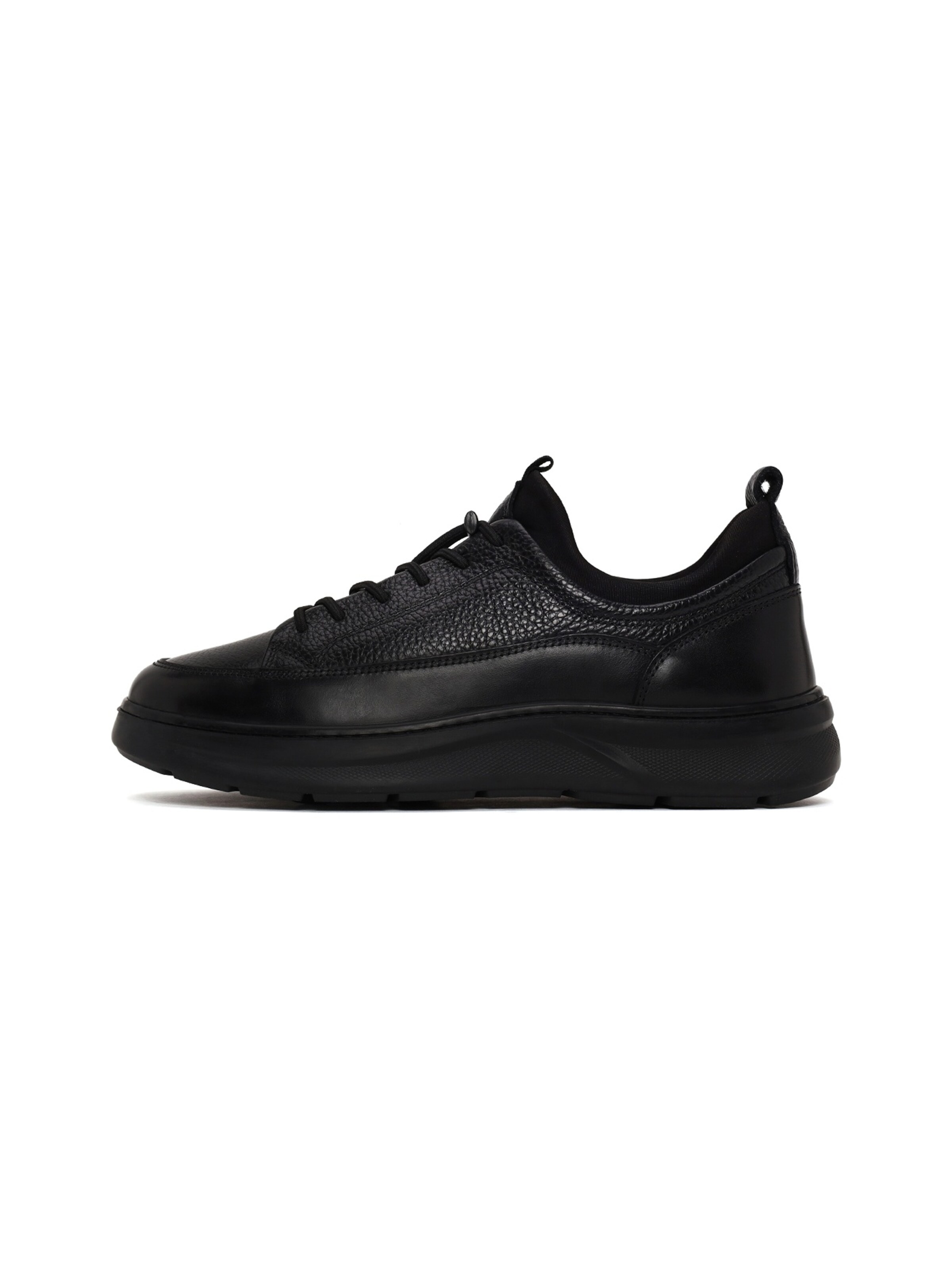 Baskets basses Derimod en noir : devant