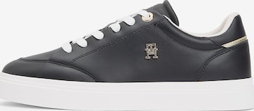 Baskets basses 'Chic' TOMMY HILFIGER en noir : devant