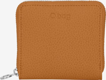 O bag Wallet in Brown: front