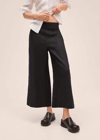 Wide Leg Pantalon à plis 'Lote' MANGO en noir : devant