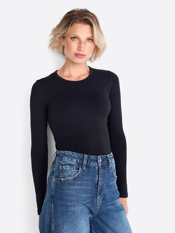 Rich & Royal Shirt in Black: front