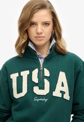 Sweat-shirt 'Essentials' Superdry en vert
