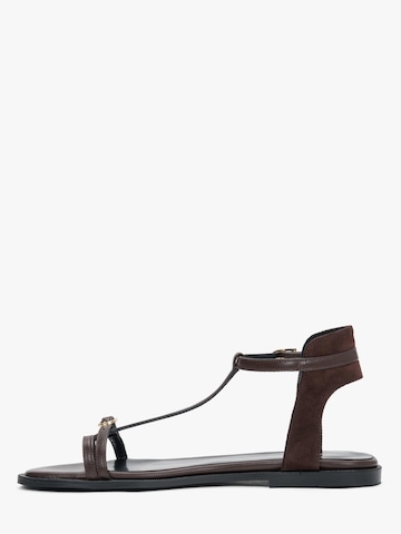 Estro Sandaler '48-105-1' i brun