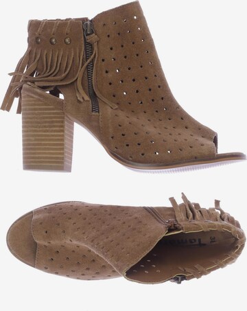 TAMARIS Sandals & High-Heeled Sandals in 38 in Brown: front