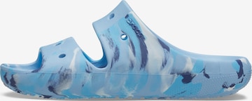 Crocs Pantolette in Blau: Vorderseite