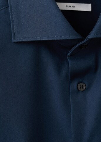 MANGO MAN Slim fit Button Up Shirt 'Emeritol' in Blue
