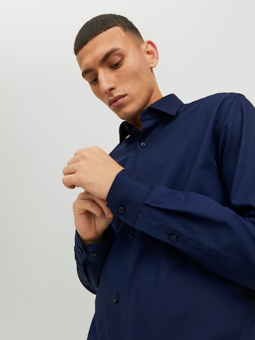 JACK & JONES Comfort fit Button Up Shirt 'Blaparker' in Blue