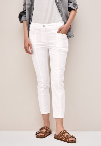 CECIL Slim fit Pants in White: front