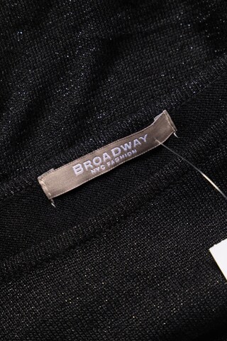 BROADWAY NYC FASHION Sweater & Cardigan in L in Black