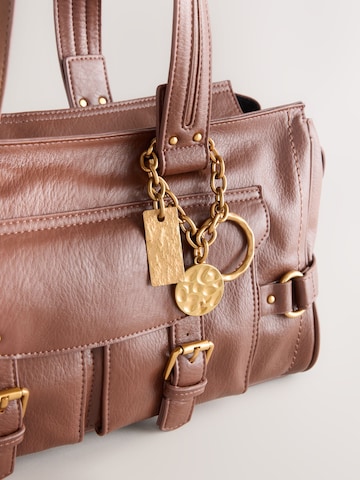 Next Shopper in Bruin