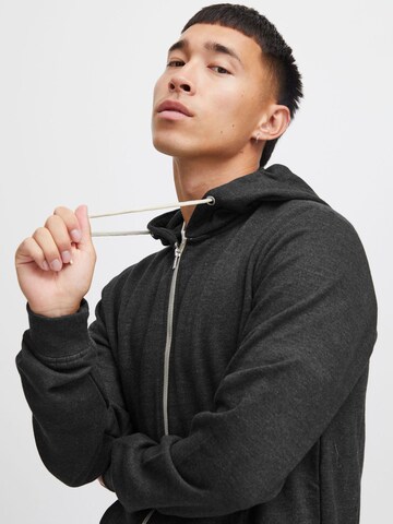 Veste de survêtement 'NOAH' BLEND en gris