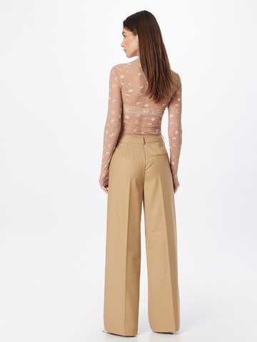 Sofie Schnoor Wide leg Trousers with creases in Beige