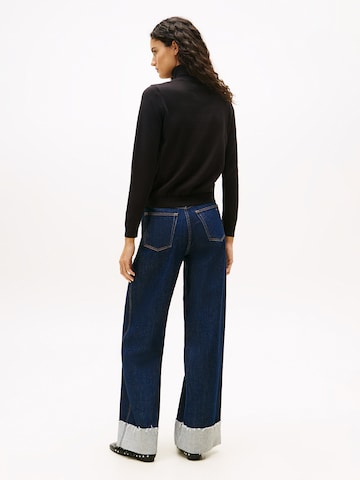 Tommy Jeans Sweater in Black