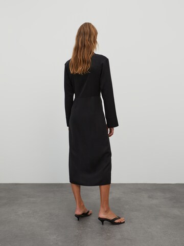 EDITED Košilové šaty 'Florentine' – černá