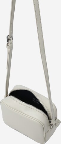 Tommy Jeans - Bolso de hombro 'Essential' en beige