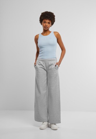 Karl Kani Regular Pants in Grey