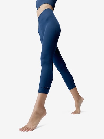 Born Living Yoga Skinny Leggings ' Idara ' in Blauw: voorkant