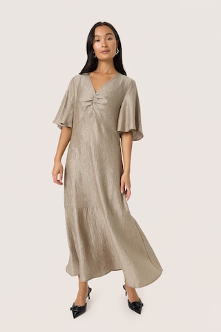 SOAKED IN LUXURY Jurk 'SLLaurie Emmy' in Beige: voorkant
