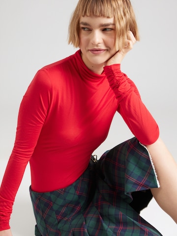 T-shirt 'KATH' TOPSHOP en rouge : devant