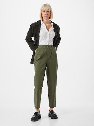 Regular Pantalon à pince 'Agnesa 7427' minimum en vert