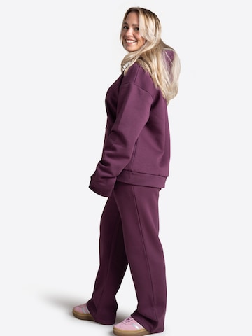 TATES Wide Leg Sporthose in Lila