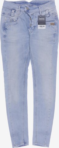 Gang Jeans in 24 in Blue: front
