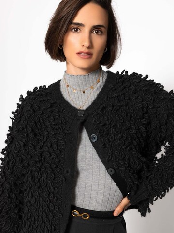 SASSYCLASSY Oversizestrickjacke‌‌‌‌‌‌‌‌‌ in Schwarz