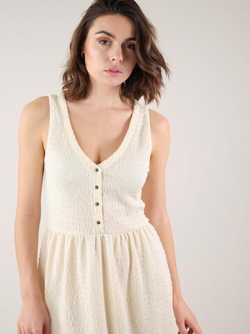 Robe d’été 'Aria' Deeluxe en beige