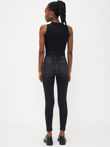 Only Petite Skinny Kavbojke 'ONLPOWER' | črna barva