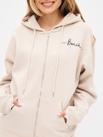 BENCH Zip-Up Hoodie 'JAYLA' in White