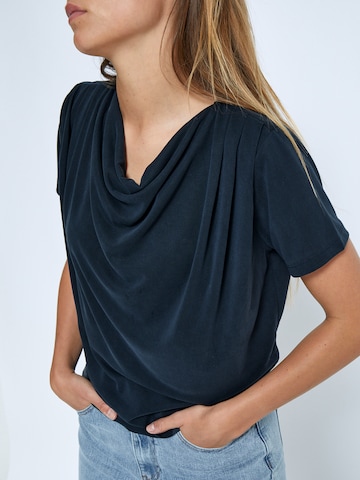 T-shirt 'Soleima' minus en noir