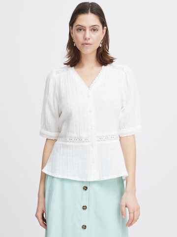 Atelier Rêve Blouse 'Camilo' in White: front