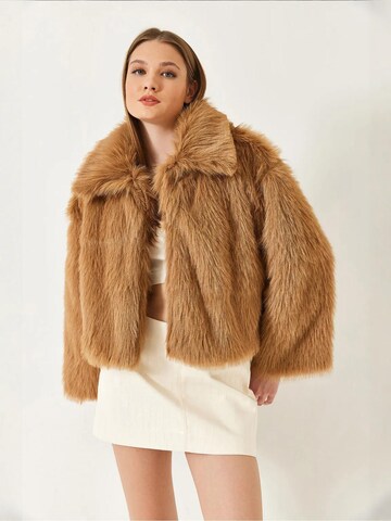 Veste mi-saison Bianco Lucci en marron