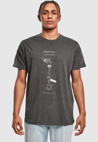 T-Shirt 'Depresso' Mister Tee en gris : devant