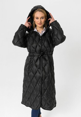 Jimmy Sanders Ανοιξιάτικο και φθινοπωρινό παλτό σε μαύρο: μπροστά