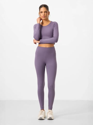 Completo per l'allenamento 'Aktive Sets' di Tommy Life in lilla