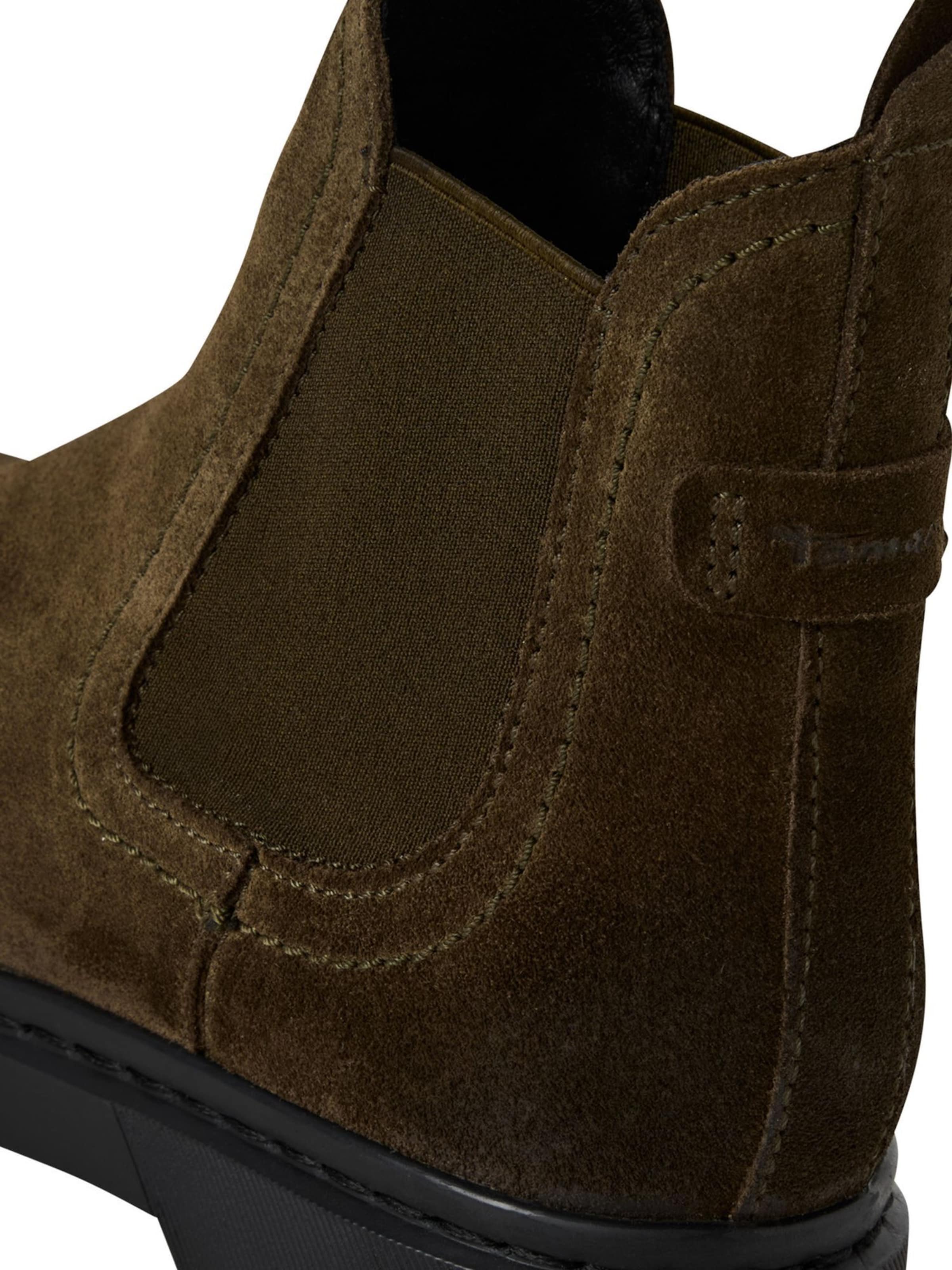 Tamaris Chelsea boots in Green