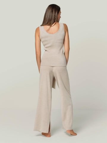 YOU LOOK PERFECT Huispak 'LOUNGEWEAR SET  - Cardigan Blossom & Top Blossom & Pants Bailey' in Beige