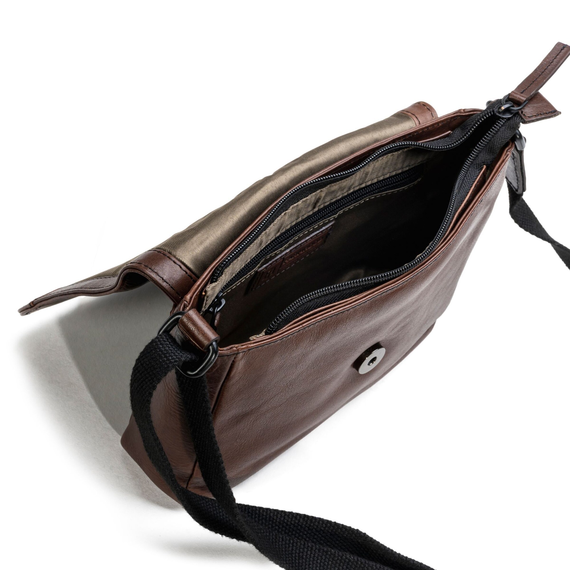 Farmhood Schoudertas in Bruin