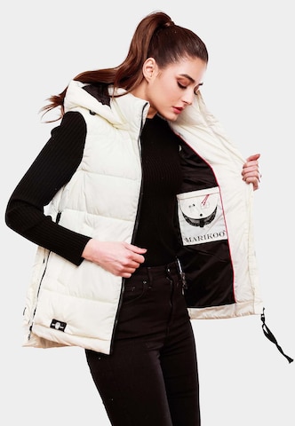 MARIKOO Bodywarmer 'Zarinaa' in Wit