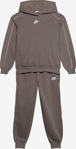 Nike Sportswear Joggingová súprava 'CLUB FLC' - Hnedá: predná strana