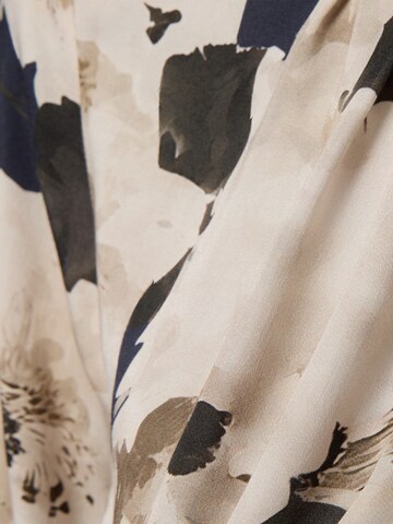 Marie Lund Blouse in Beige