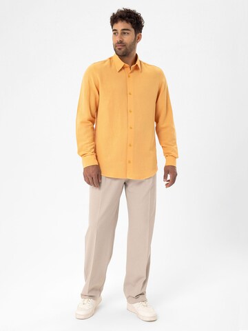 Dandalo - Comfort Fit Camisa em laranja