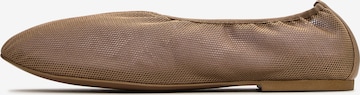 Ballerines CESARE GASPARI en beige : devant