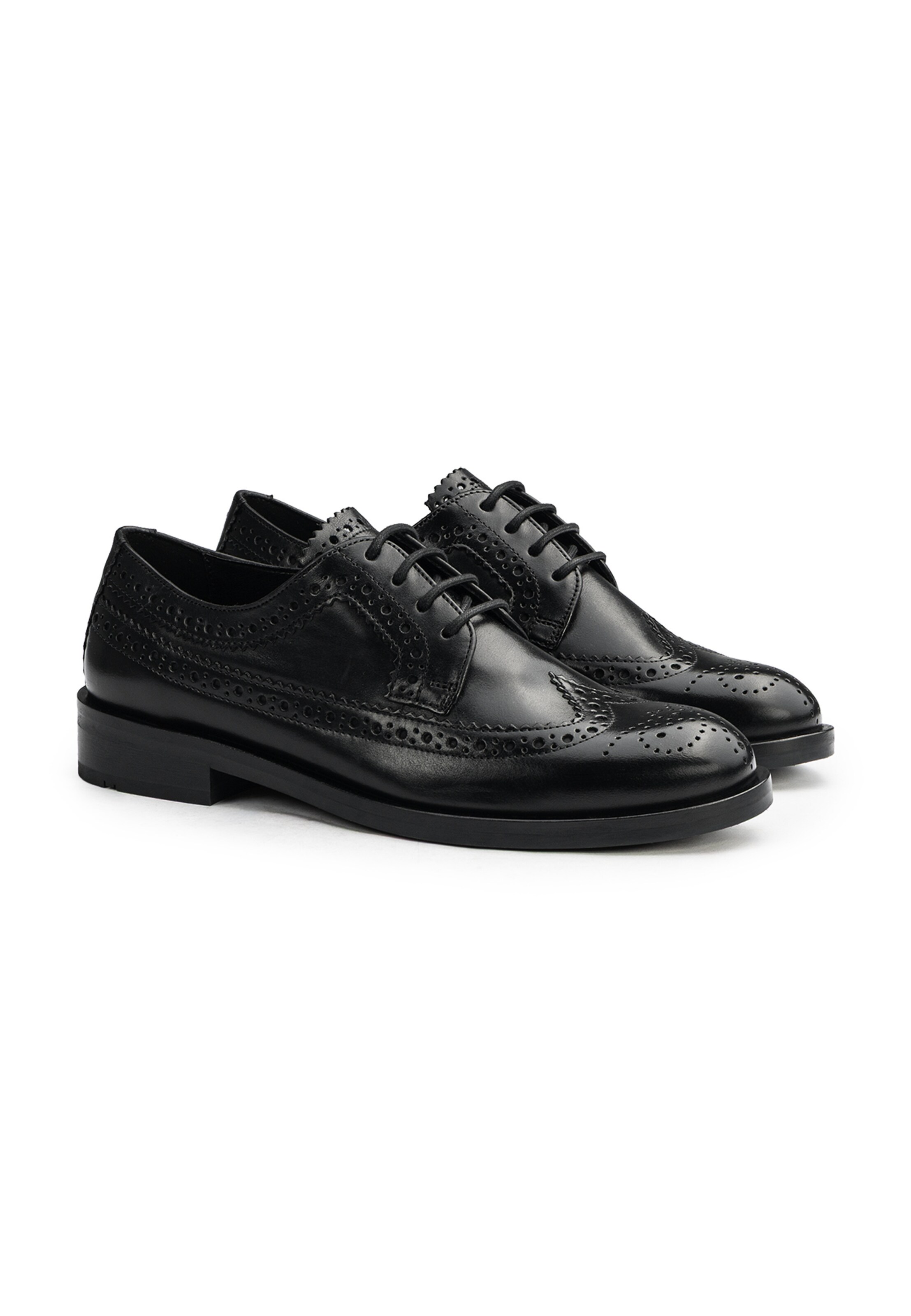 Chaussure à lacets 'WELKIN' LLOYD en noir