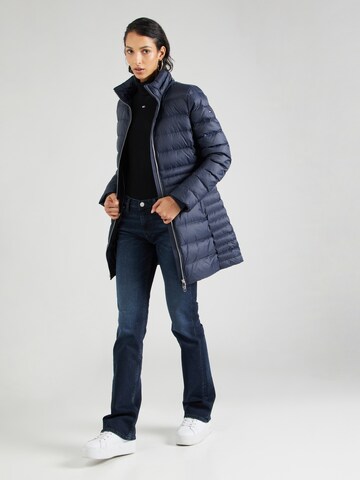 TOMMY HILFIGER Wintermantel 'Tyra' in Blauw