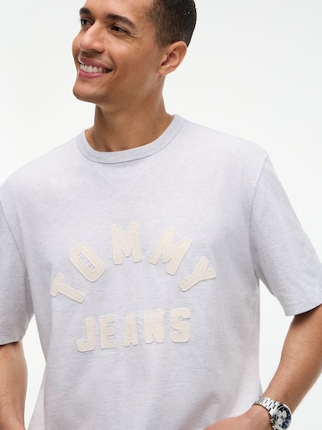 Tommy Jeans Shirt '90s New Classic' in Grey