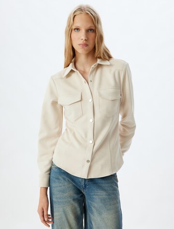 Koton Blouse in Beige: voorkant