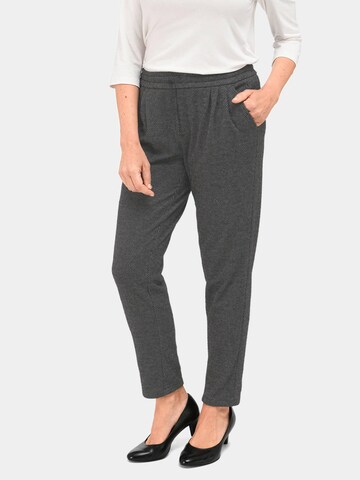 Goldner Tapered Pants in Black: front