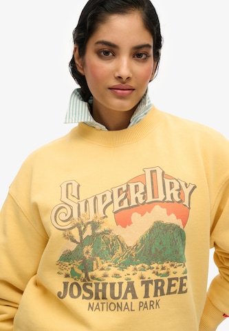 Sweat-shirt Superdry en jaune